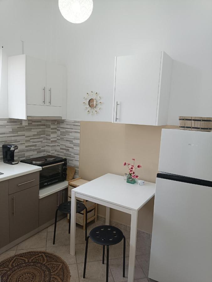 Agia Marina  Meltemi Apartments מראה חיצוני תמונה