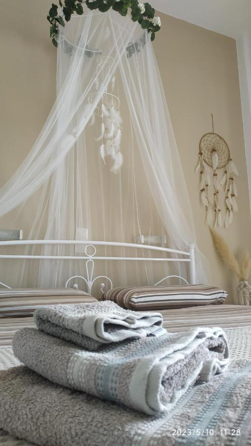 Agia Marina  Meltemi Apartments מראה חיצוני תמונה