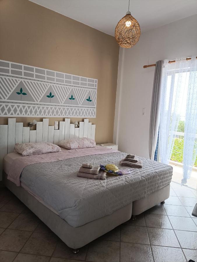 Agia Marina  Meltemi Apartments מראה חיצוני תמונה